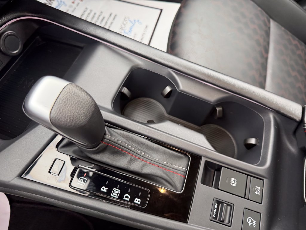 Used 2026 Nissan Sentra SR w/ SR Premium Package FWD image 17
