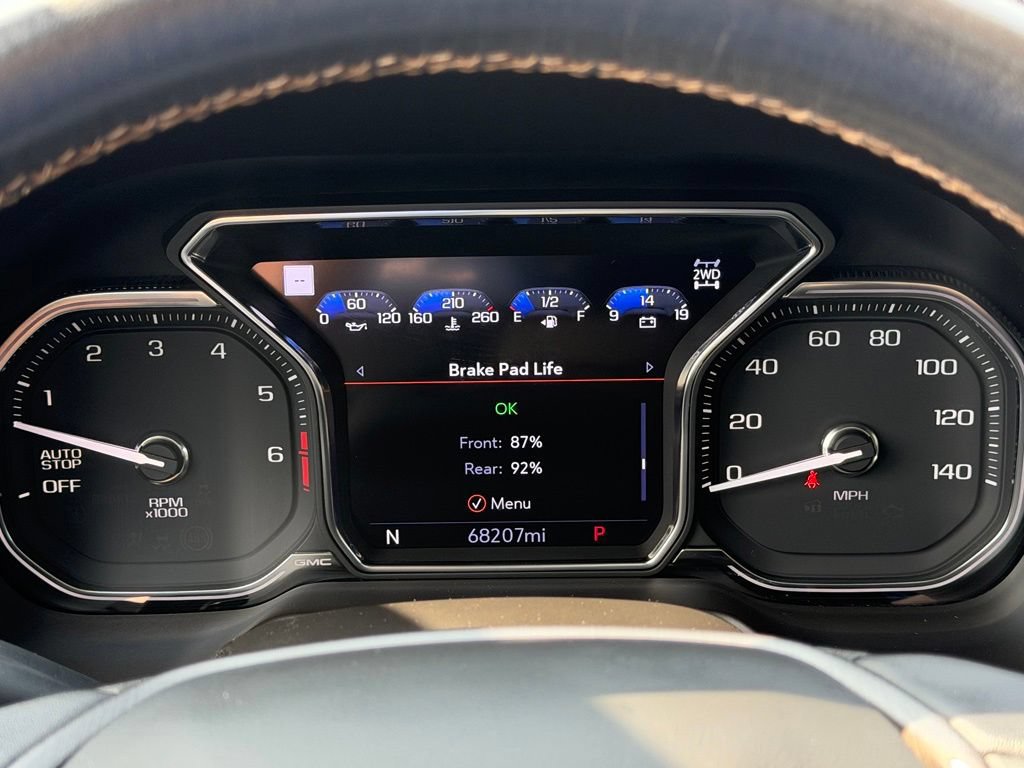 Used 2021 GMC Yukon AT4 w/ AT4 Premium Plus Package AWD/4WD image 29