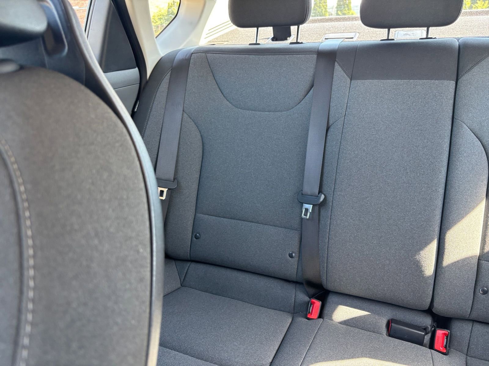 Used 2025 Kia K4 FWD image 37