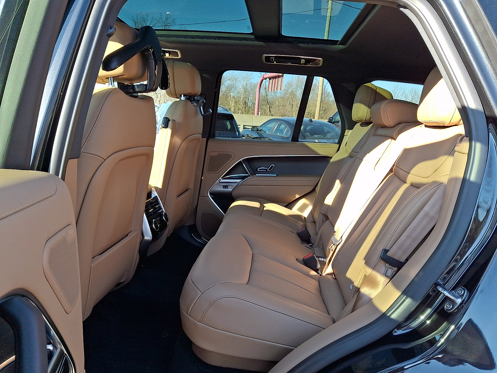 New 2026 Land Rover Range Rover SE AWD/4WD image 5
