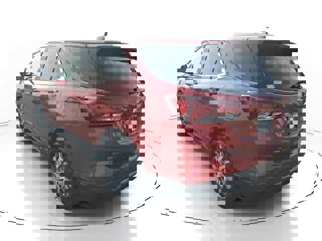 Used 2023 Chevrolet Equinox LT image 4