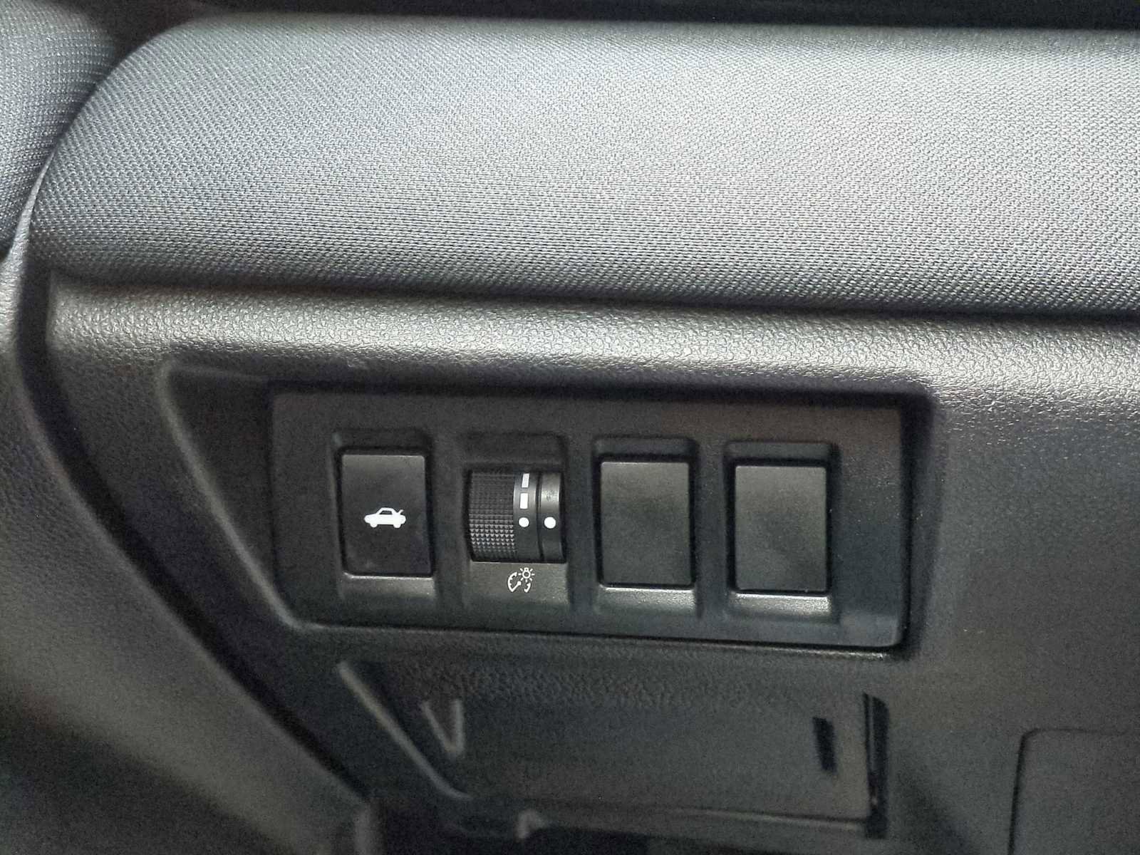 Used 2021 Subaru Legacy Premium image 32