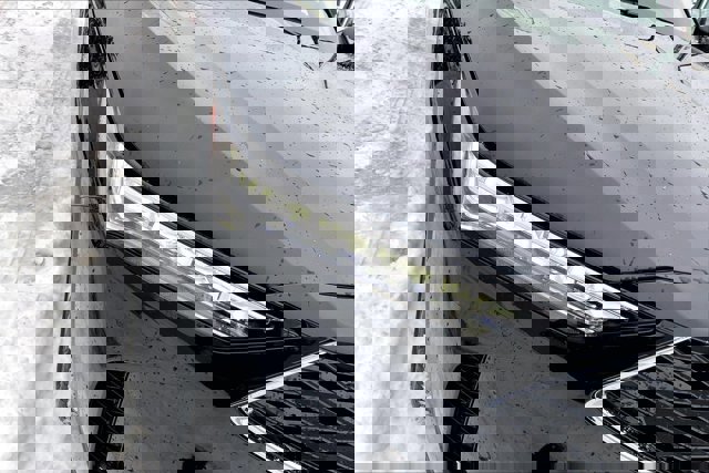 Certified 2025 Acura MDX SH-AWD w/ Technology Package image 28