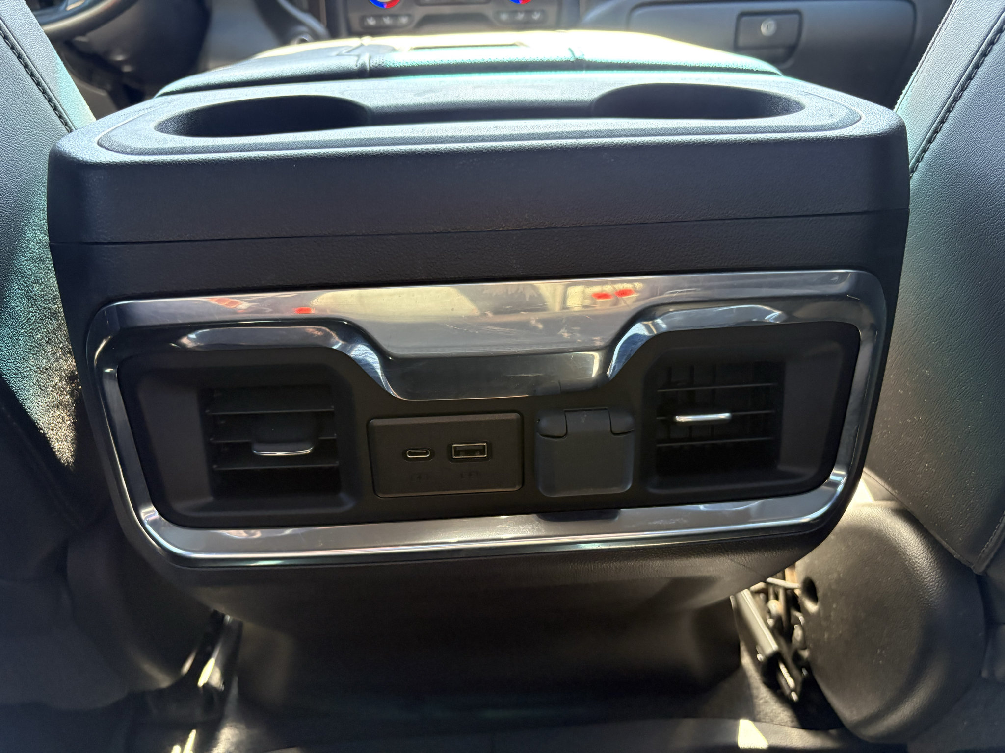 Used 2022 Chevrolet Silverado 3500 High Country AWD/4WD image 24