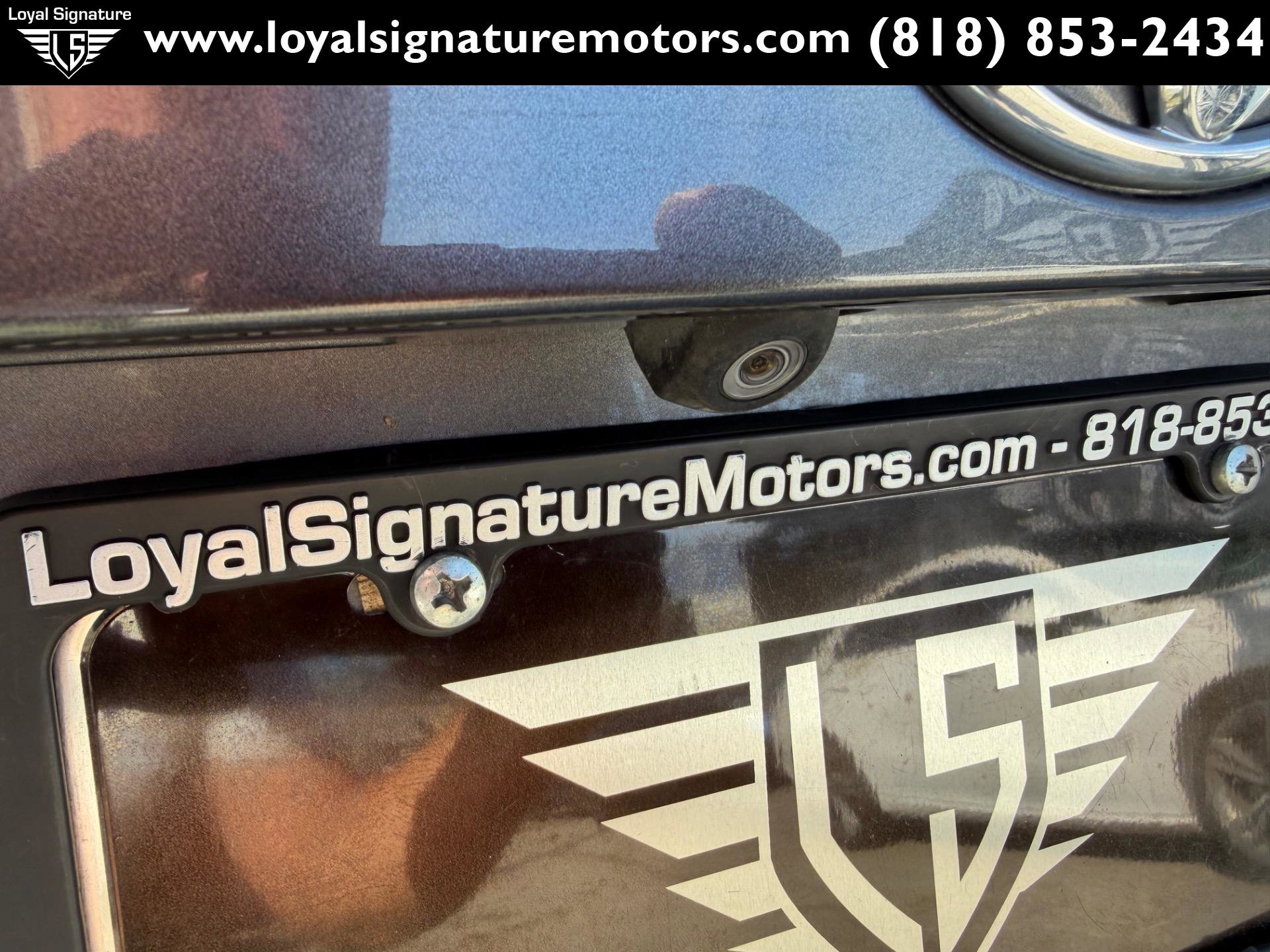 Used 2018 Toyota C-HR XLE image 8