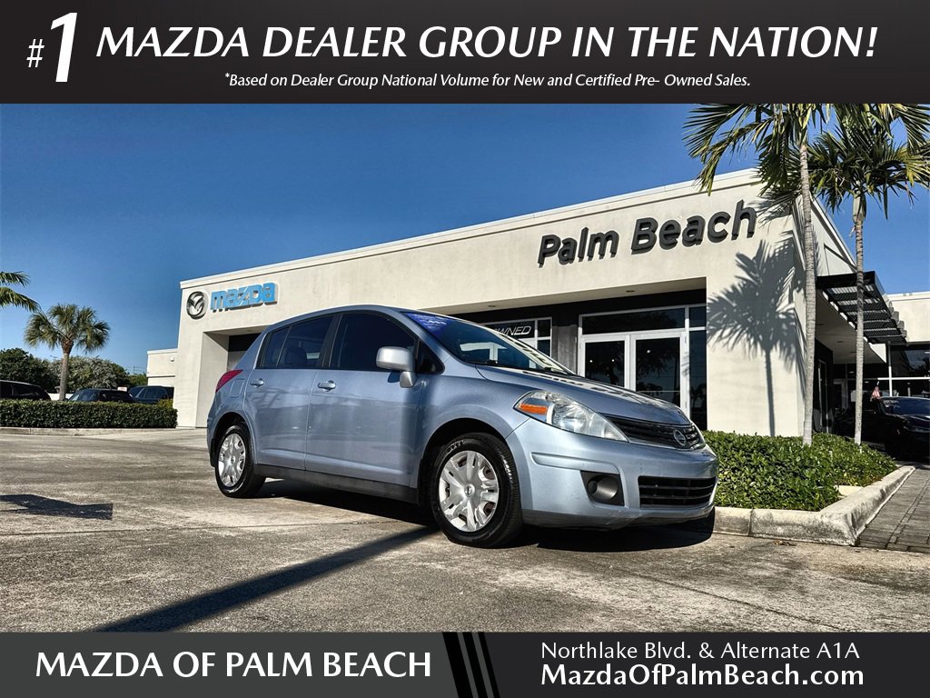 Used 2011 Nissan Versa 1.8 S w/ Plus Pkg image 1