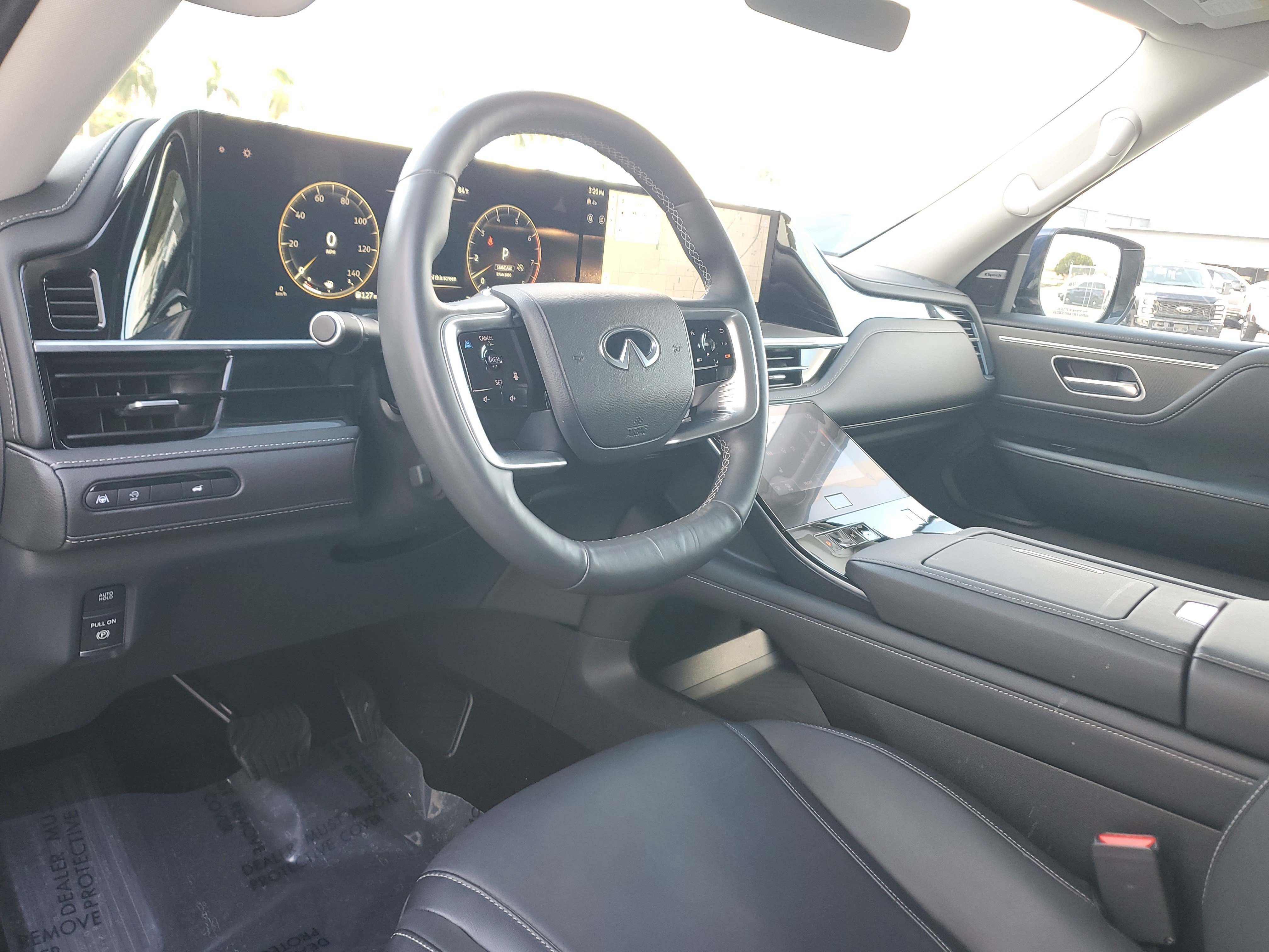 Used 2025 INFINITI QX80 Pure image 9