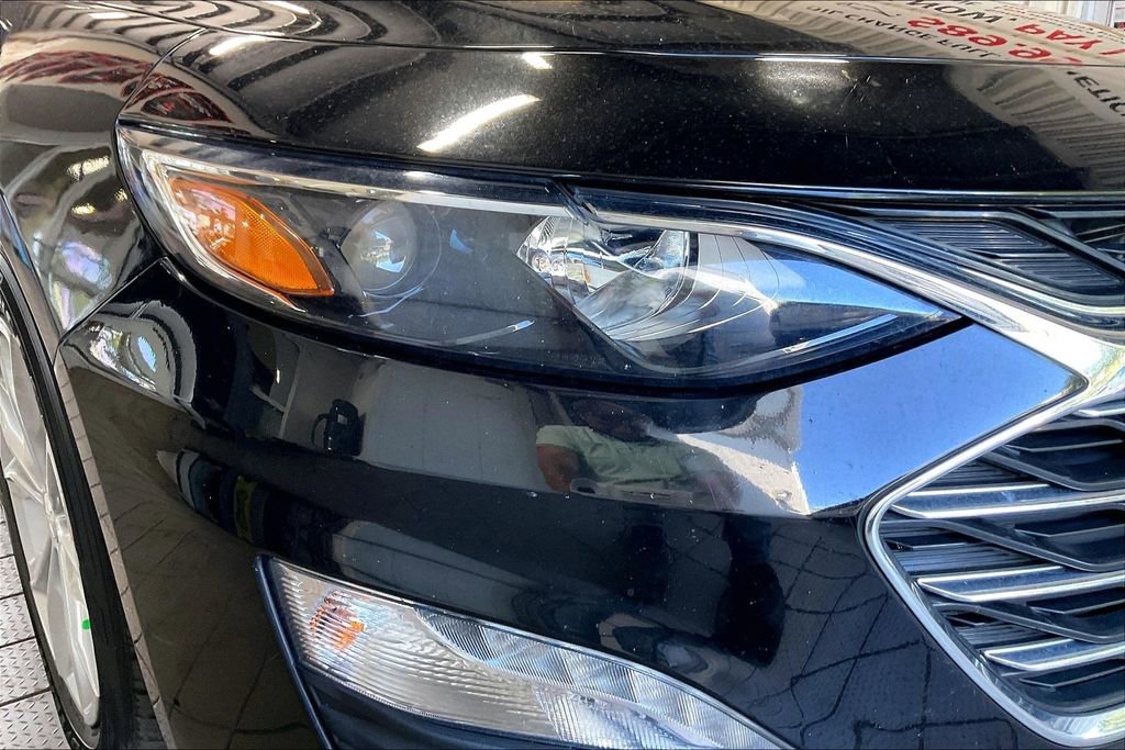 Used 2025 Chevrolet Malibu LT FWD image 25