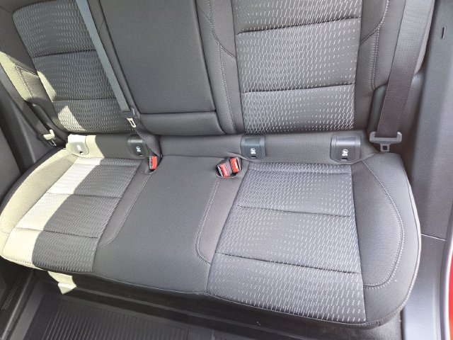 New 2026 Chevrolet Equinox LT w/ Safety and Technology Package FWD image 27