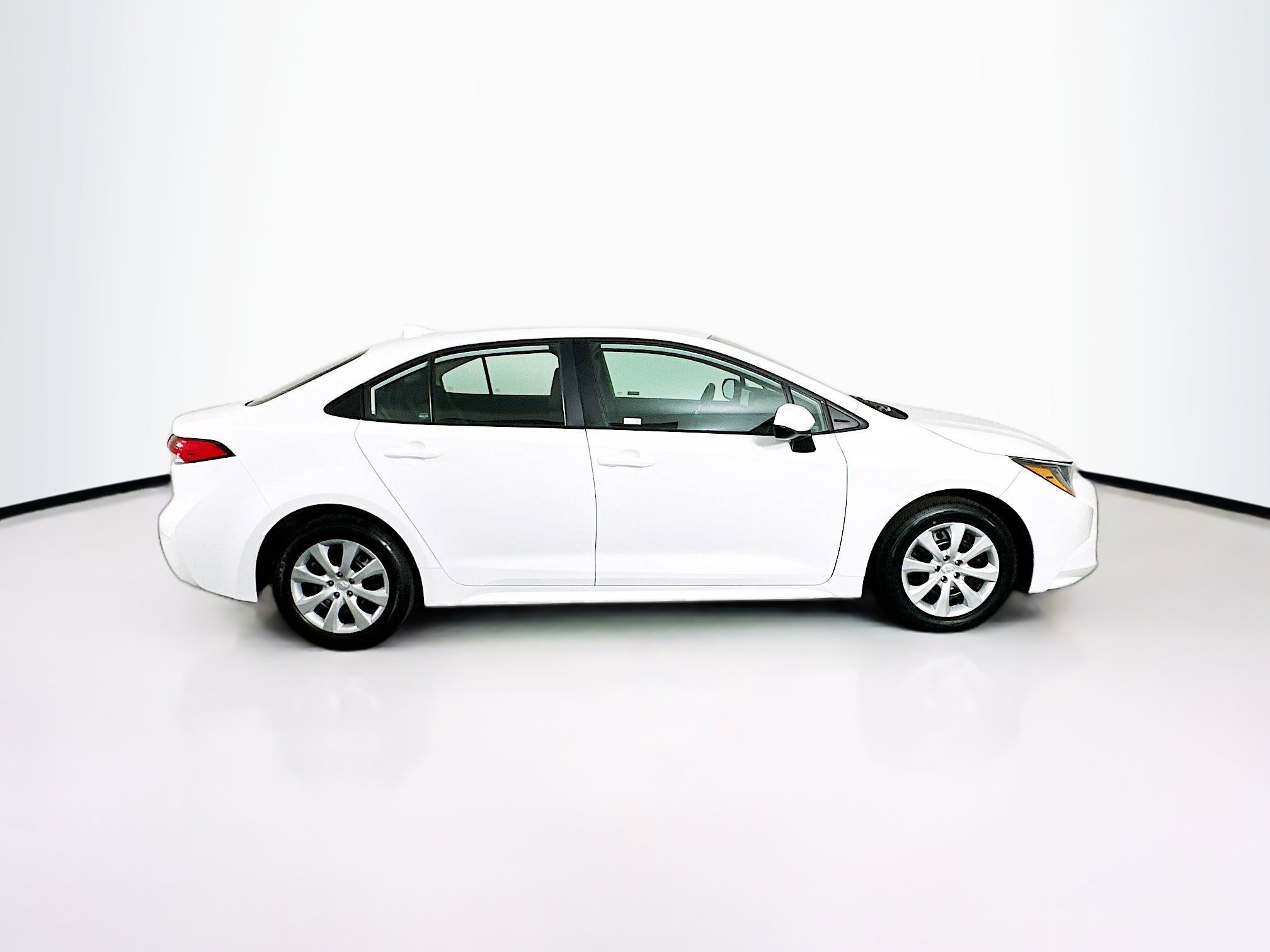 Used 2024 Toyota Corolla LE image 10