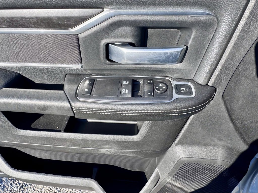 New 2024 RAM 4500 SLT w/ Quick Order Package 2YG SLT image 9