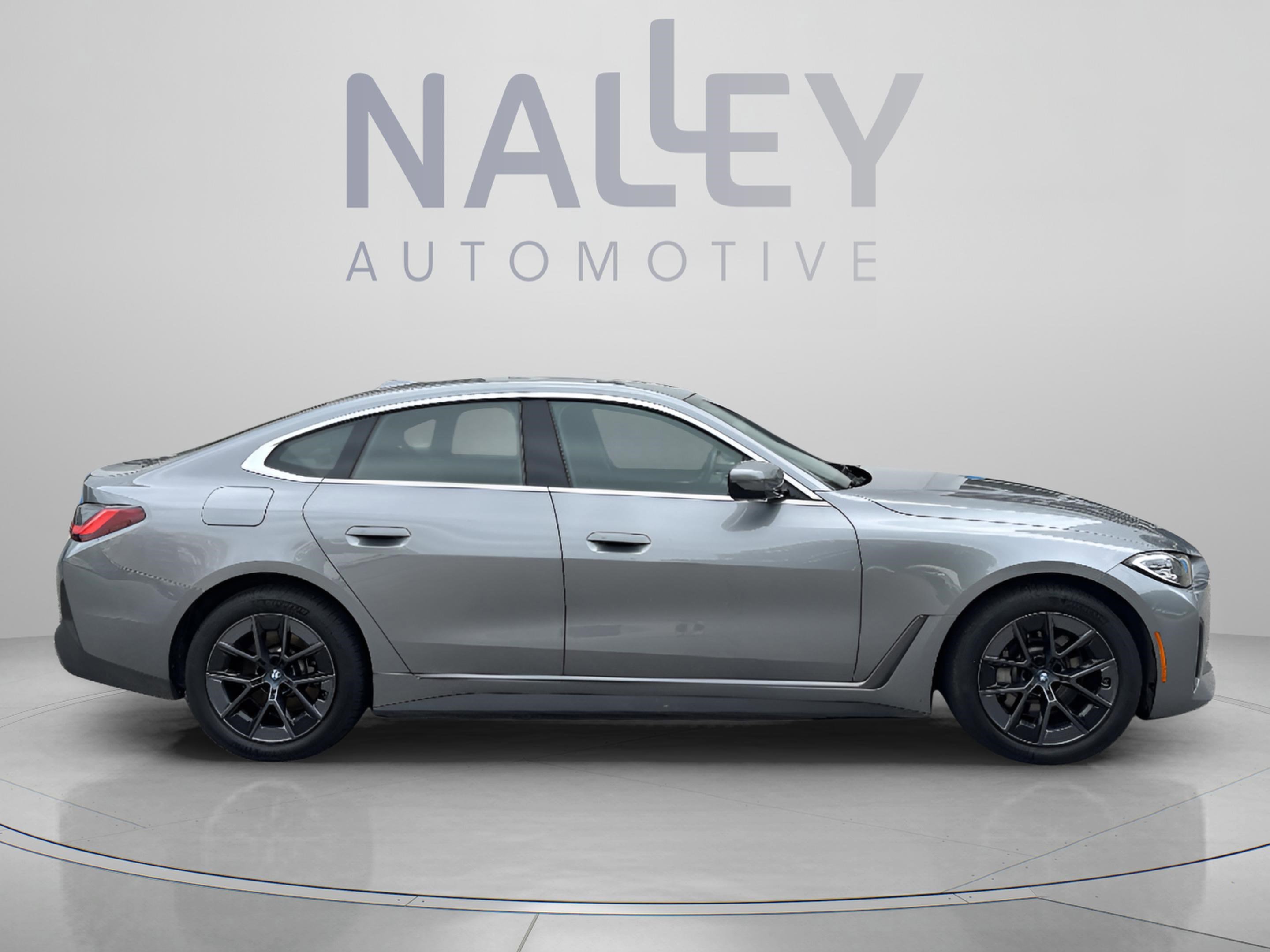 Used 2023 BMW i4 eDrive35 w/ Premium Package RWD image 7