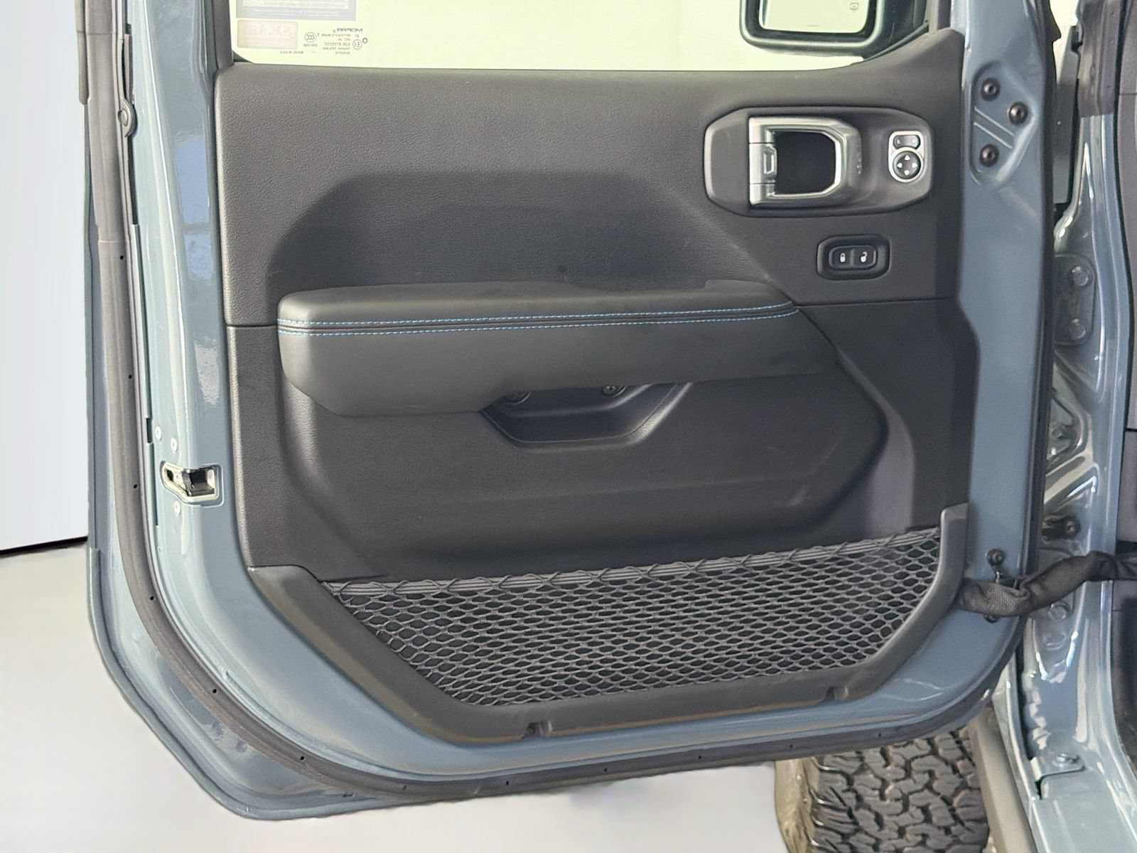 Used 2025 Jeep Wrangler Unlimited Rubicon 4xe AWD/4WD image 20