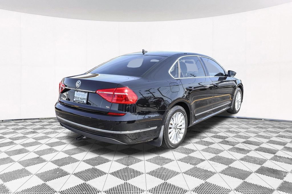 Used 2016 Volkswagen Passat 1.8T SE image 10