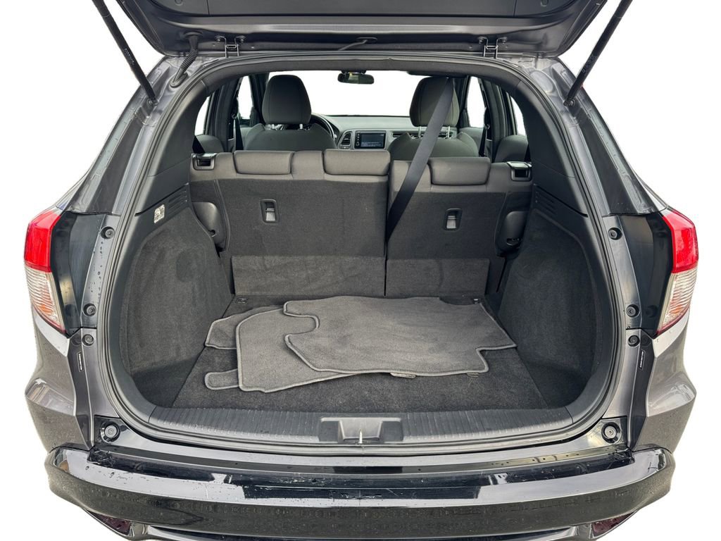 Used 2019 Honda HR-V Sport image 5