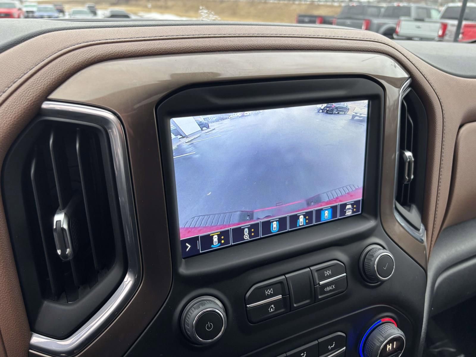 Used 2022 Chevrolet Silverado 3500 High Country w/ Z71 Off-Road Package image 23