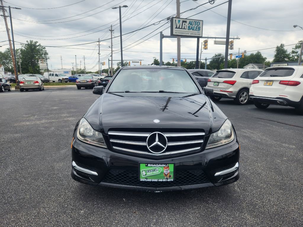 Used 2014 Mercedes-Benz C 300 4MATIC Sedan image 4