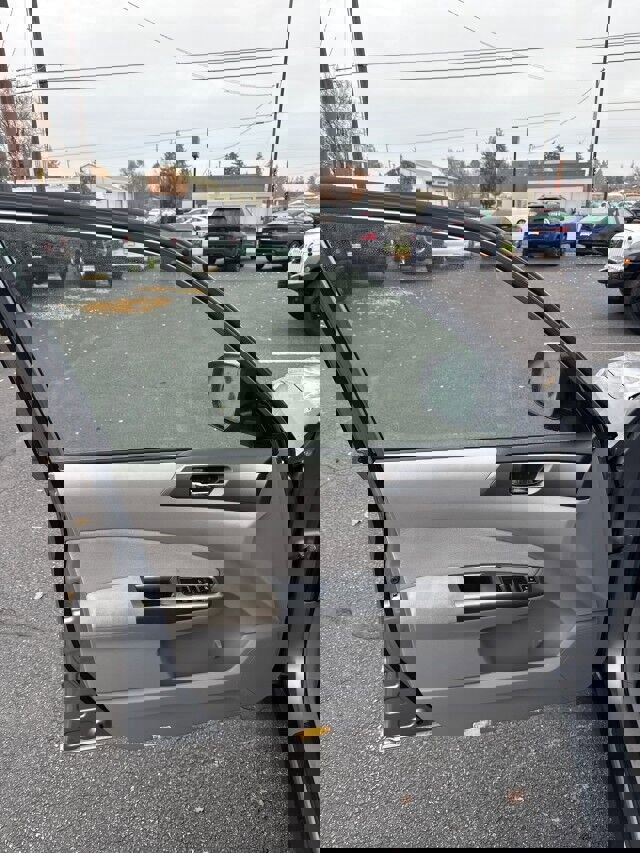 Used 2011 Subaru Forester 2.5X Limited image 9