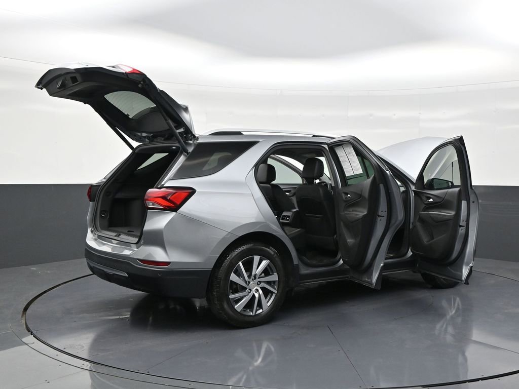 Used 2024 Chevrolet Equinox Premier image 28