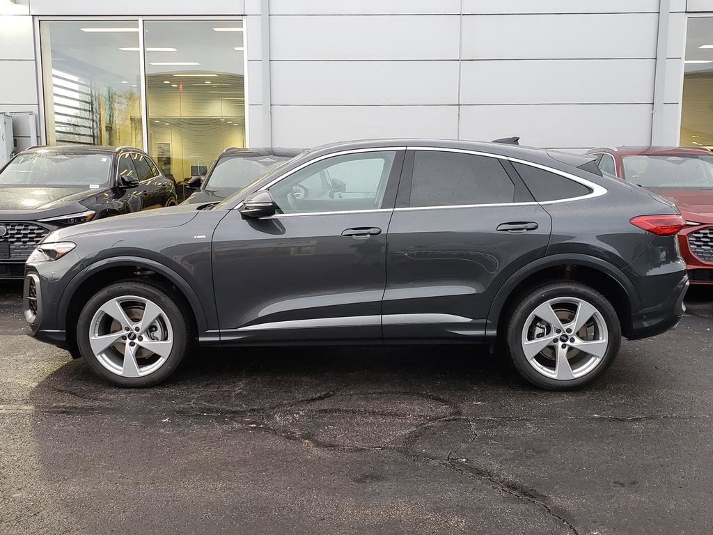 New 2025 Audi Q5 Premium Plus AWD/4WD image 2