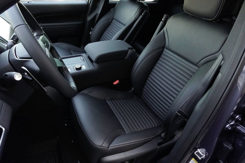New 2026 Land Rover Discovery S AWD/4WD image 20