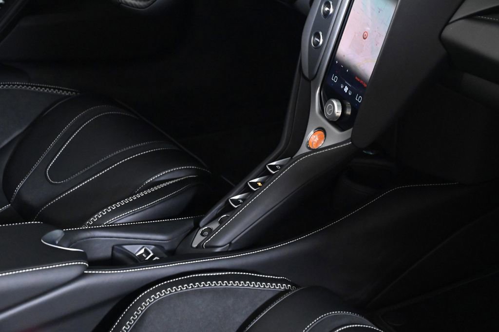 New 2027 McLaren 750S Spider RWD image 17