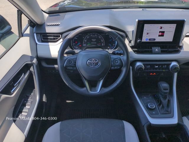 Used 2025 Toyota RAV4 XLE w/ Convenience Package AWD/4WD image 18