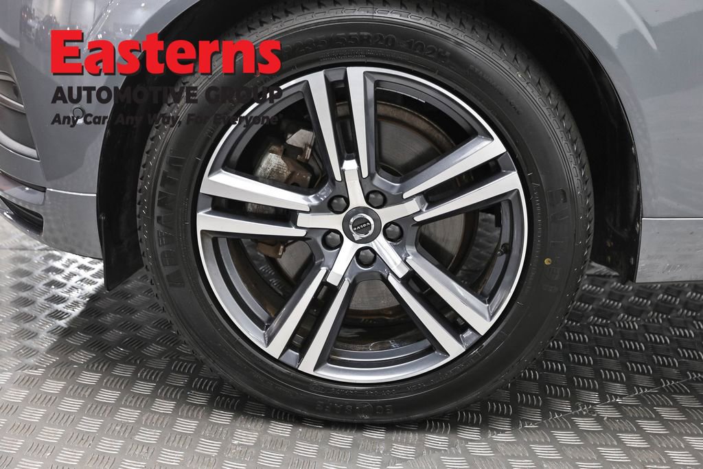 Used 2019 Volvo XC60 T6 Momentum w/ Premium Package image 33