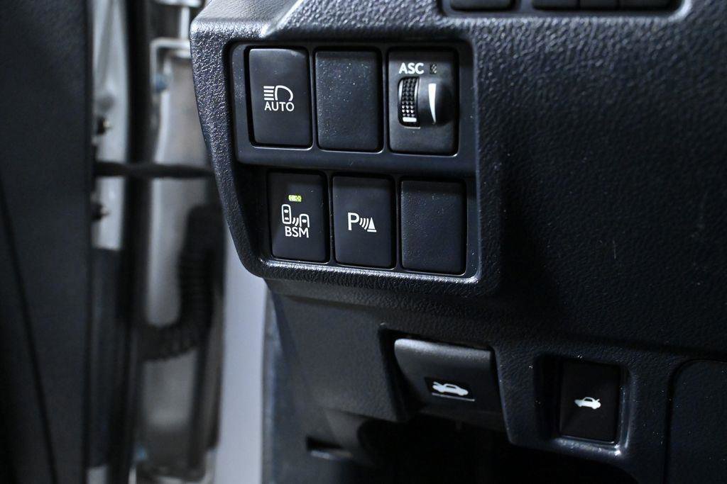 Used 2019 Lexus IS 300 F Sport w/ F Sport Package image 25