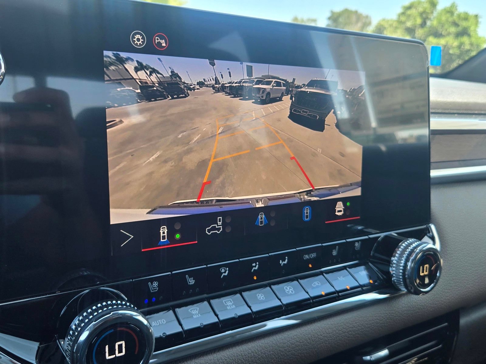 New 2026 GMC Canyon Denali AWD/4WD image 19