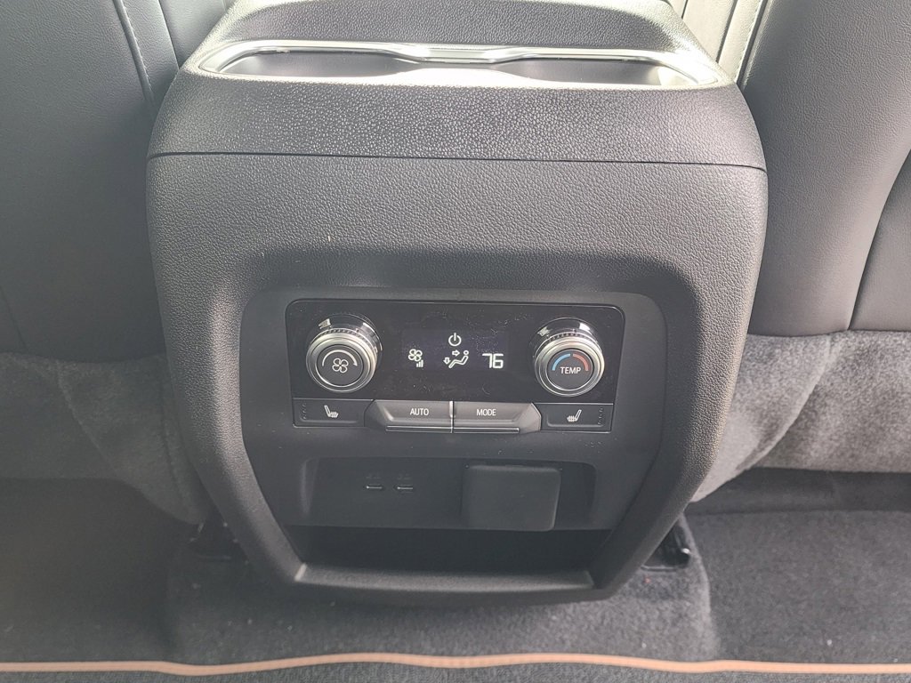 New 2026 GMC Acadia AT4 w/ Luxury Package image 50