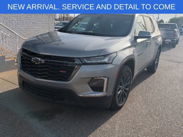 Used 2023 Chevrolet Traverse RS w/ LPO, Floor Liner Package AWD/4WD image 10