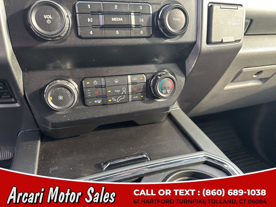 Used 2022 Ford F250 XLT w/ XLT Premium Package image 23