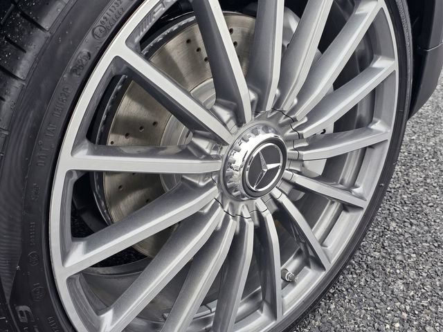New 2026 Mercedes-Benz GLB 35 AMG 4MATIC image 6