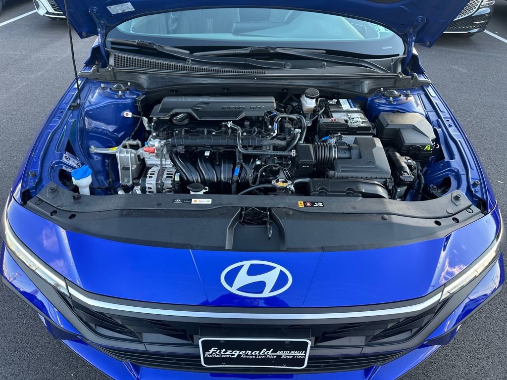 Used 2024 Hyundai Elantra SEL image 10