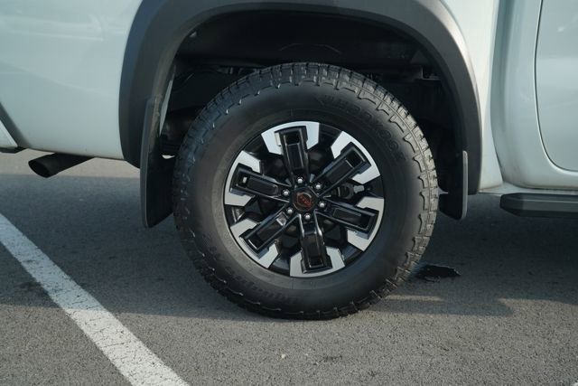 Used 2024 Nissan Frontier PRO-4X w/ Technology Package image 41