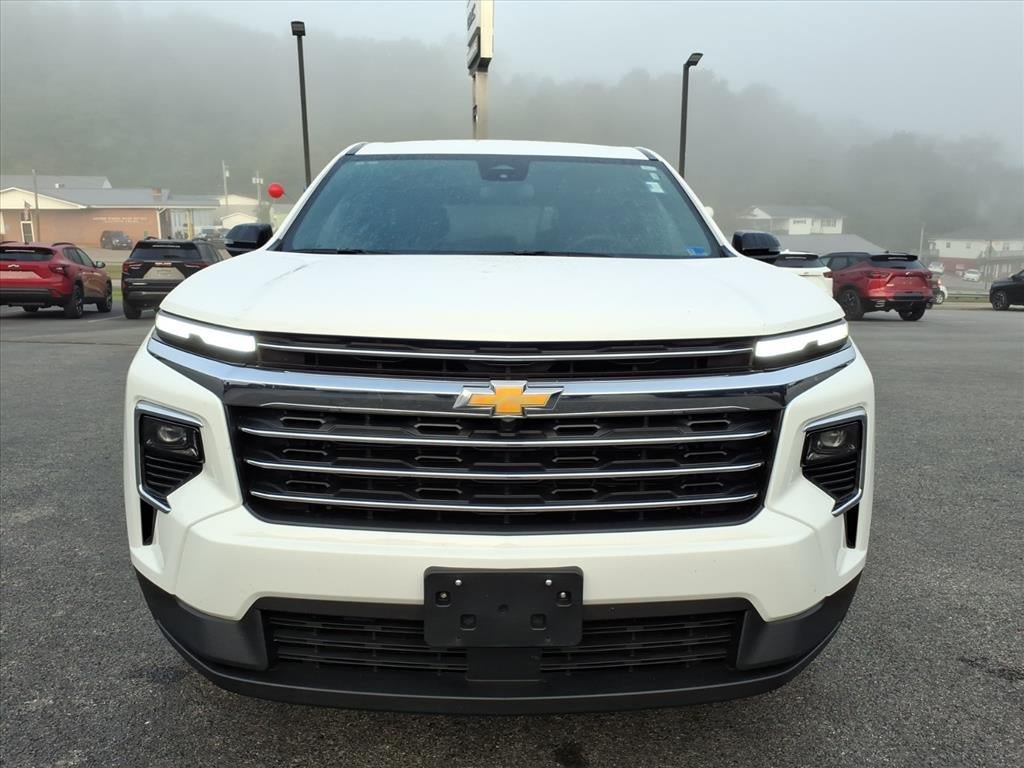 Used 2026 Chevrolet Traverse LT AWD/4WD image 11