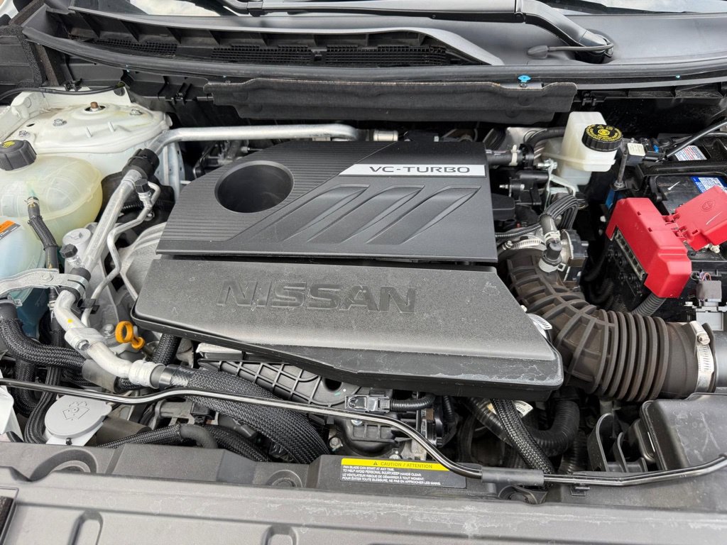 Used 2023 Nissan Rogue Platinum AWD/4WD image 11