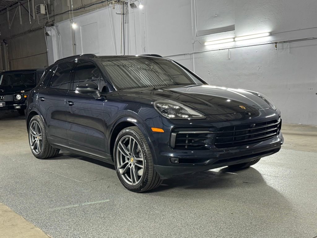Used 2022 Porsche Cayenne S AWD/4WD image 3