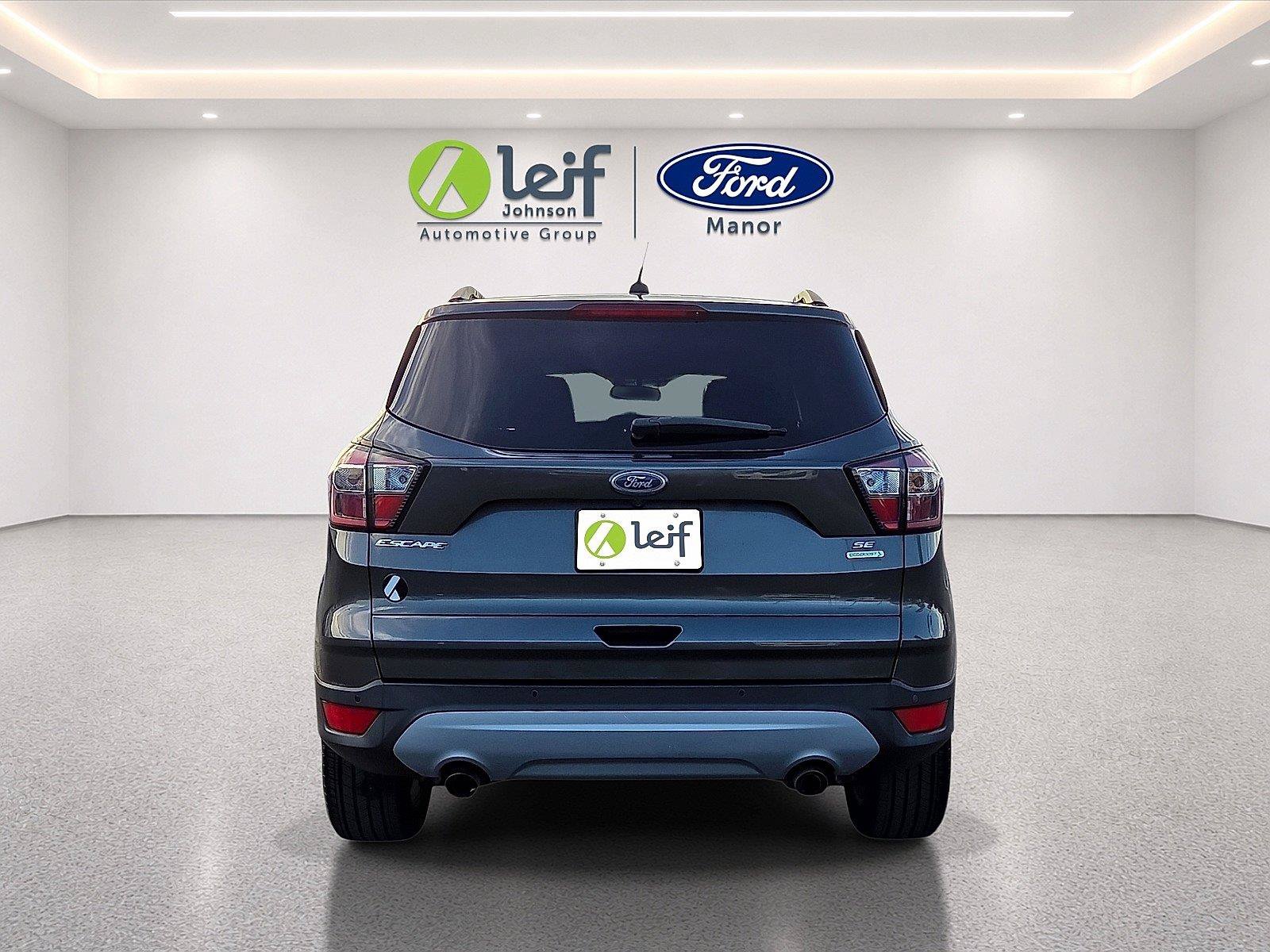 Used 2017 Ford Escape SE w/ Equipment Group 201A FWD image 6