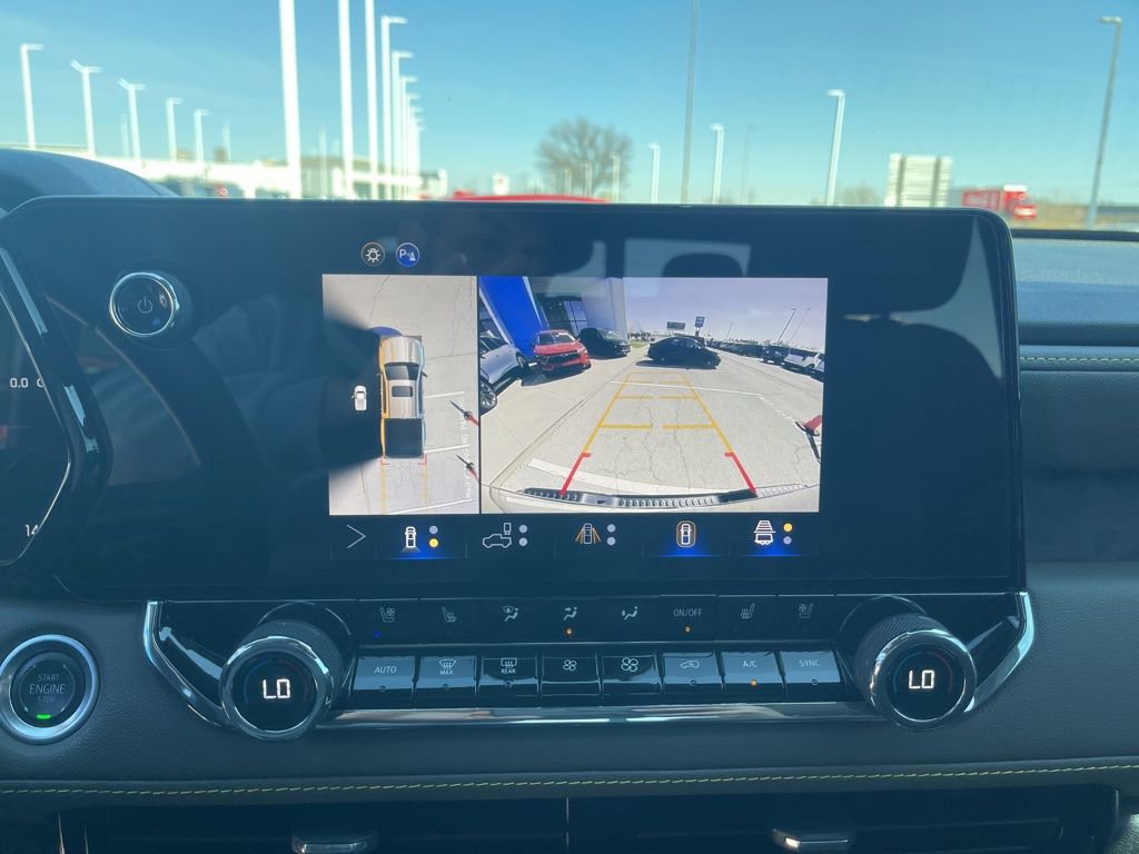 Certified 2025 Chevrolet Colorado ZR2 w/ Technology Package image 34