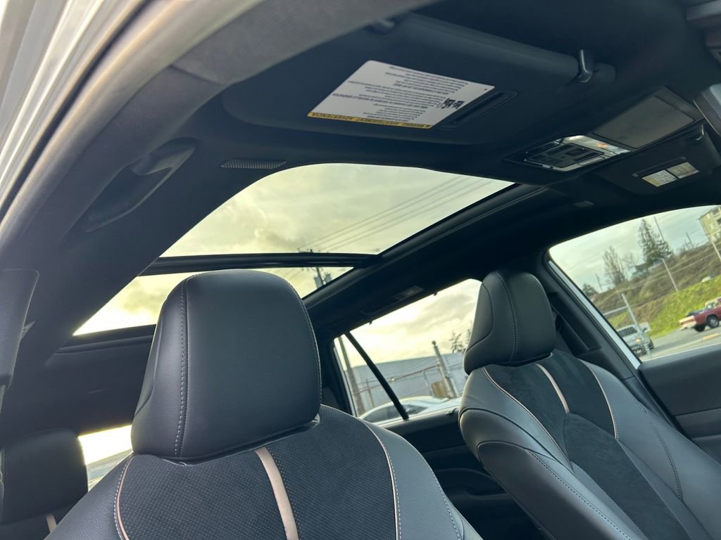 Used 2024 Toyota Grand Highlander AWD Hybrid image 28