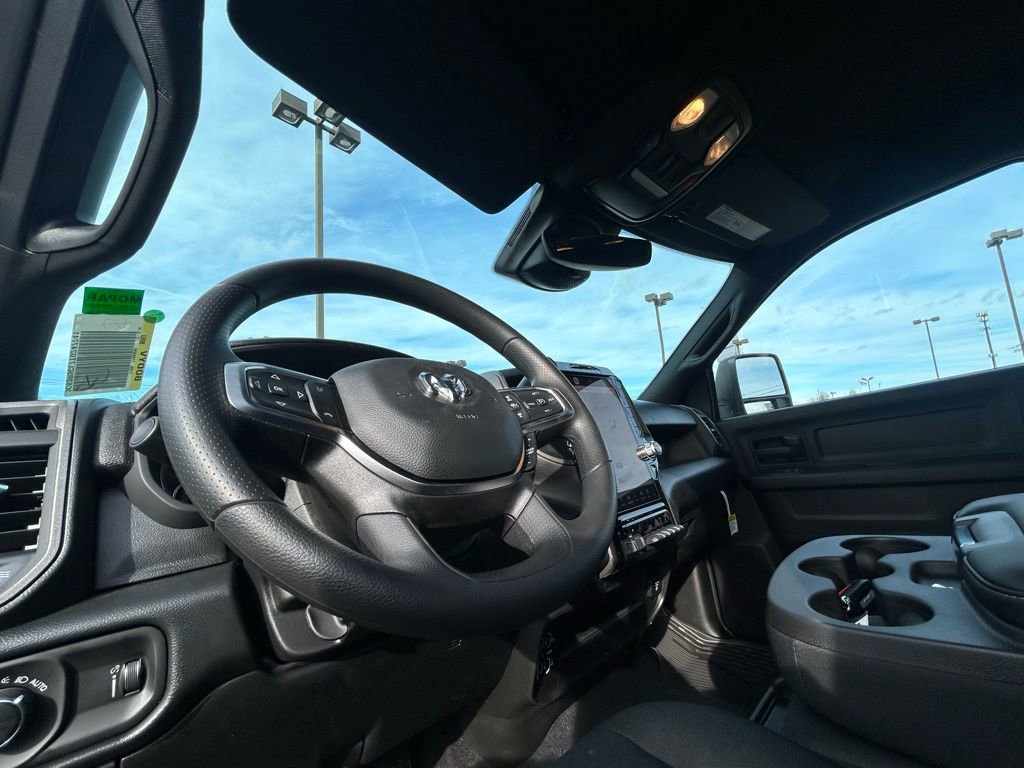 New 2026 RAM 2500 Warlock AWD/4WD image 13