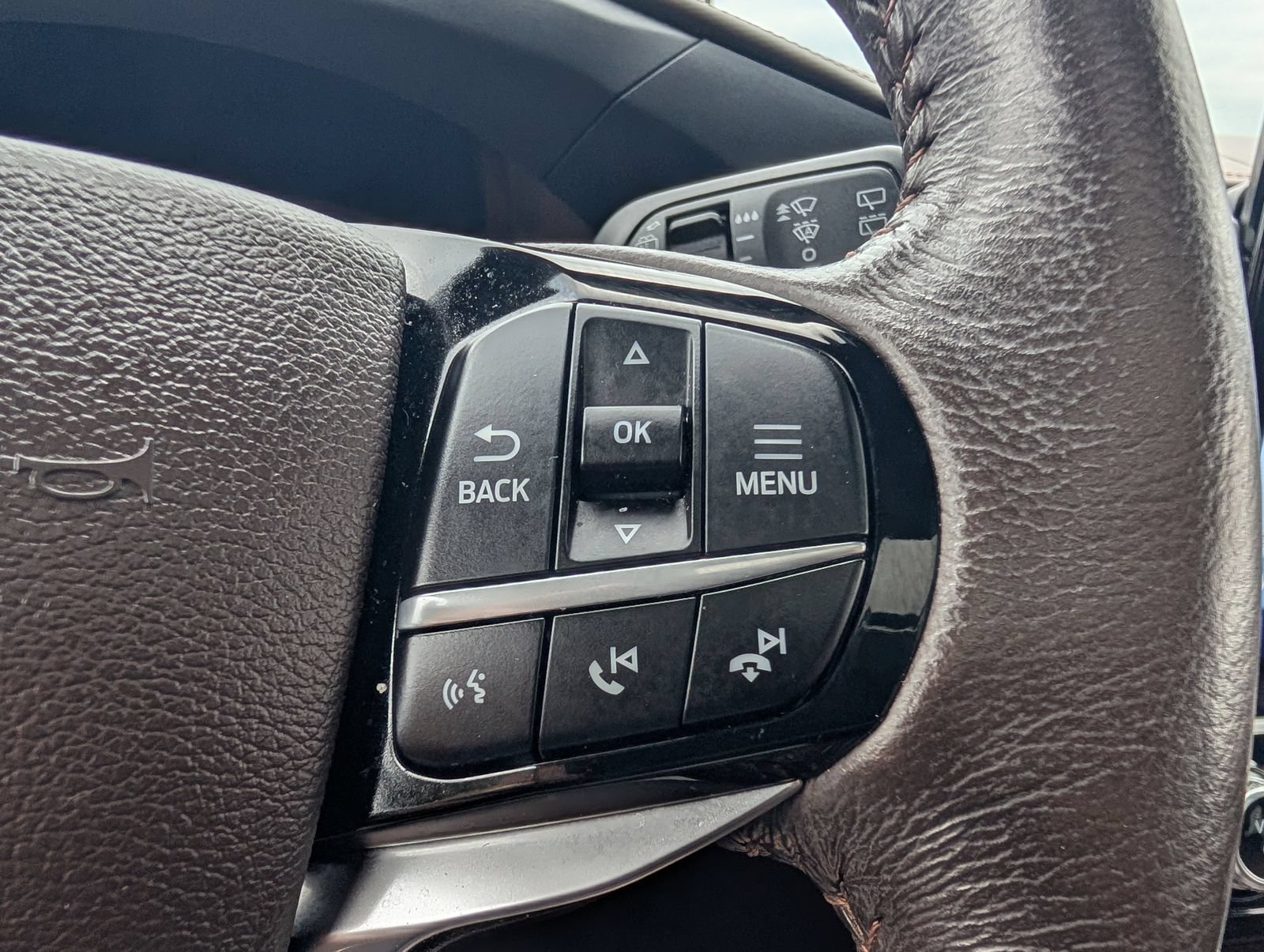Used 2022 Ford Explorer King Ranch w/ Technology Package AWD/4WD image 23