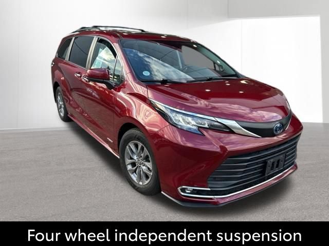 Certified 2021 Toyota Sienna XLE w/ XLE Plus Package FWD image 7