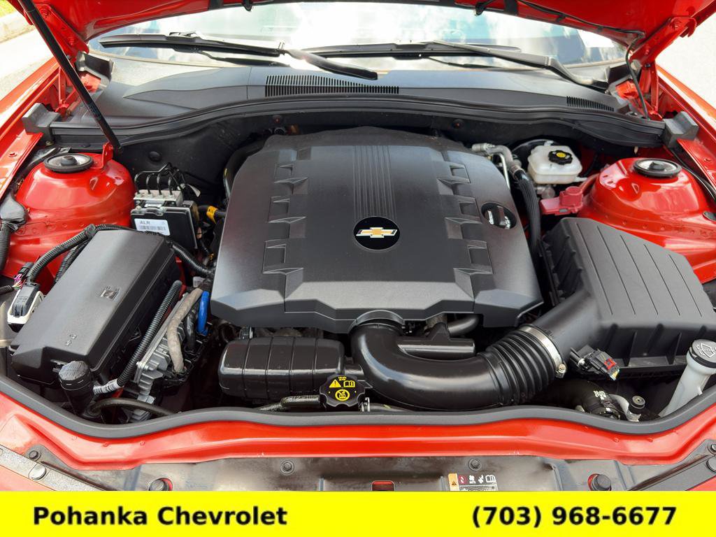 Used 2013 Chevrolet Camaro LT RWD image 29