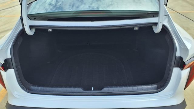 Used 2025 Kia K4 LXS image 12