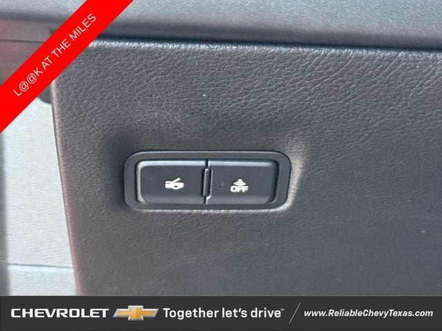 Used 2014 Chevrolet Corvette Stingray Coupe w/ 3LT Preferred Equipment Group RWD image 26