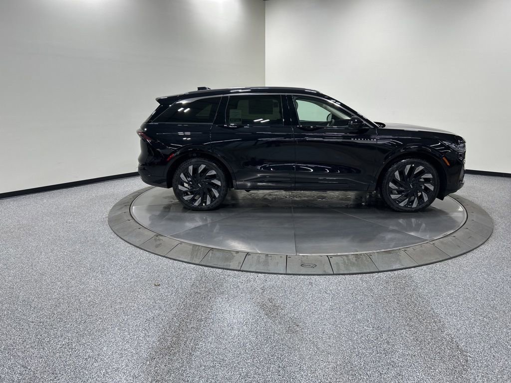 New 2026 Lincoln Nautilus Black Label w/ Jet Appearance Package image 5