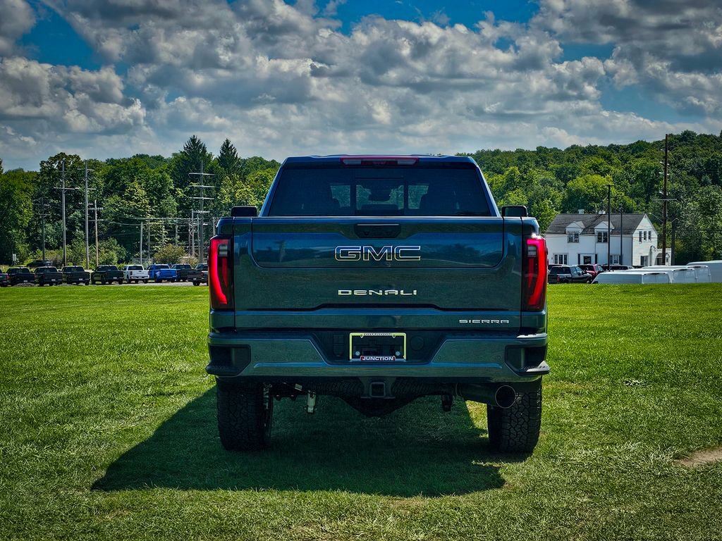 New 2026 GMC Sierra 2500 Denali Ultimate AWD/4WD image 8